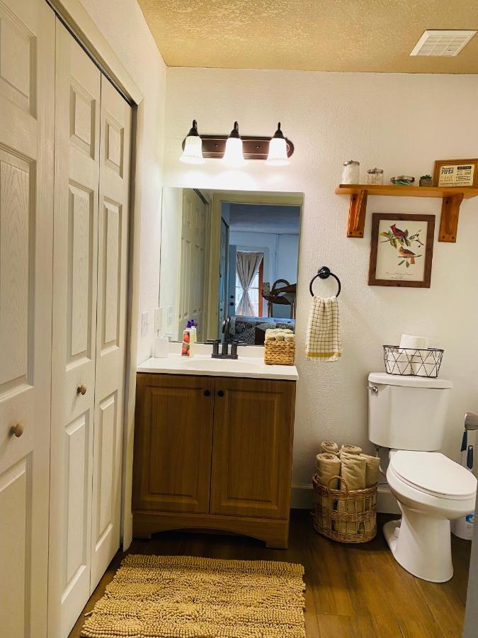 Chic Cozy Country Cot Apartment Lake Placid Bagian luar foto